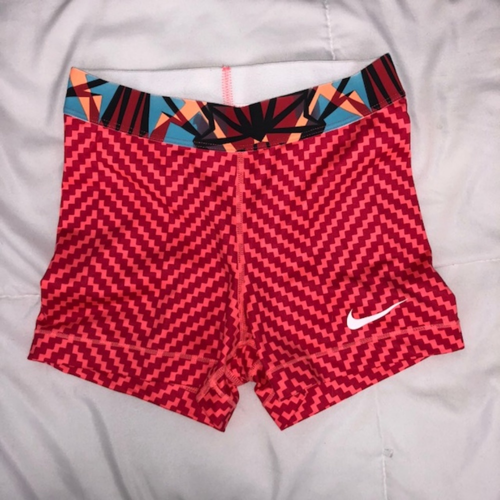 ***LIKE NEW*** NikePro Pro Orange Print Spandex